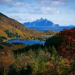 Arctic Photo Retreat Lofoten - Lakehouse Bjorkly Vestvagoy