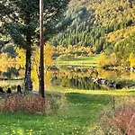 別荘 Arctic Photo Retreat Lofoten - Lakehouse Bjorkly