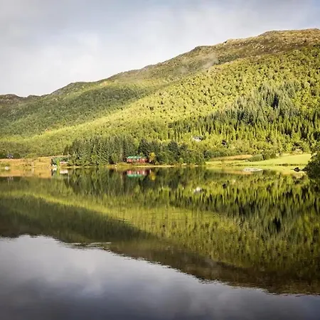 Arctic Photo Retreat Lofoten - Lakehouse Bjorkly Holiday home *