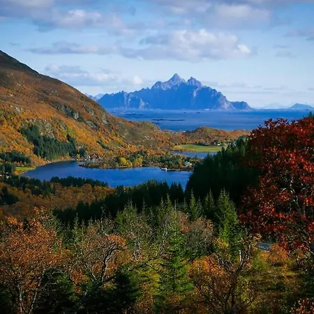 Arctic Photo Retreat Lofoten - Lakehouse Bjorkly Vestvagoy