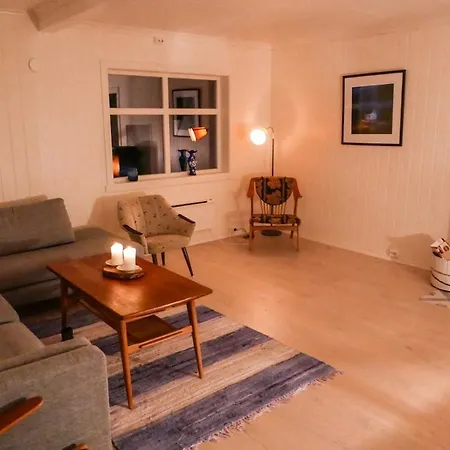 Lakehouse Bjorkly - Arctic Photo Retreat Lofoten Holiday home Vestvagoy