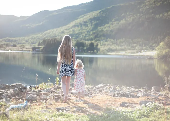 Arctic Photo Retreat Lofoten - Lakehouse Bjorkly Semesterbostad *