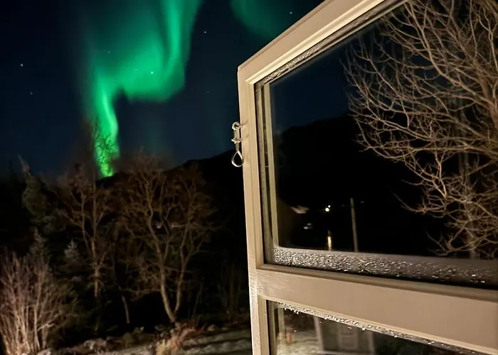 Semesterbostad Arctic Photo Retreat Lofoten - Lakehouse Bjorkly Vestvagoy