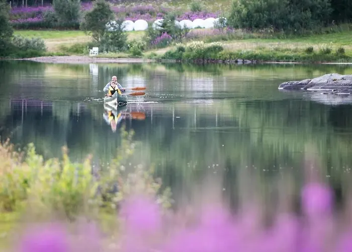 Arctic Photo Retreat Lofoten - Lakehouse Bjorkly *