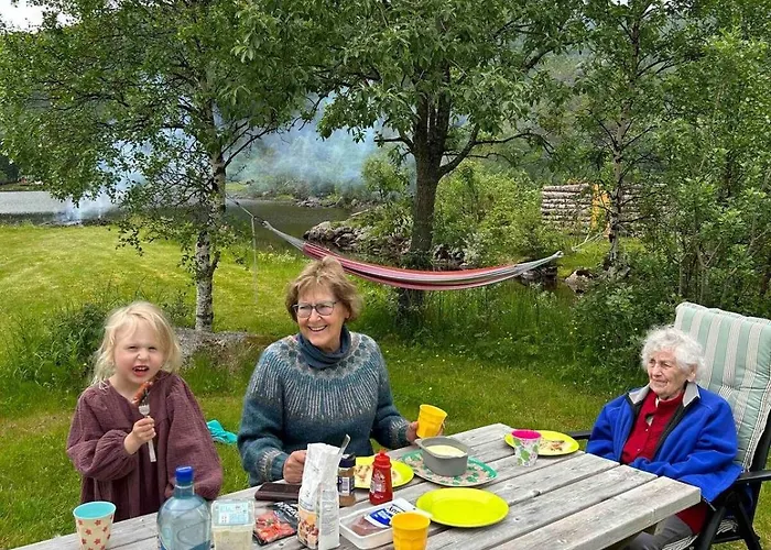 Semesterbostad Arctic Photo Retreat Lofoten - Lakehouse Bjorkly
